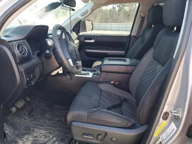 2018 TOYOTA TUNDRA CREWMAX SR5  