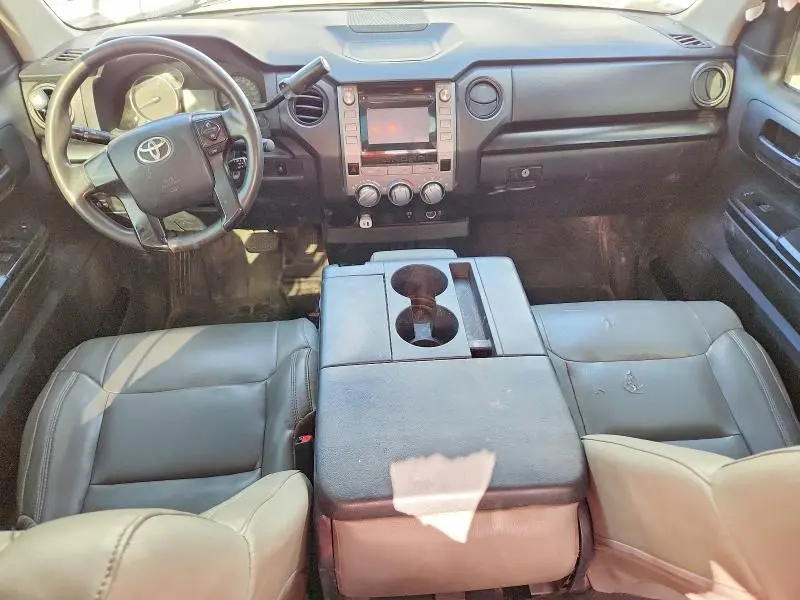 2017 TOYOTA TUNDRA SR  