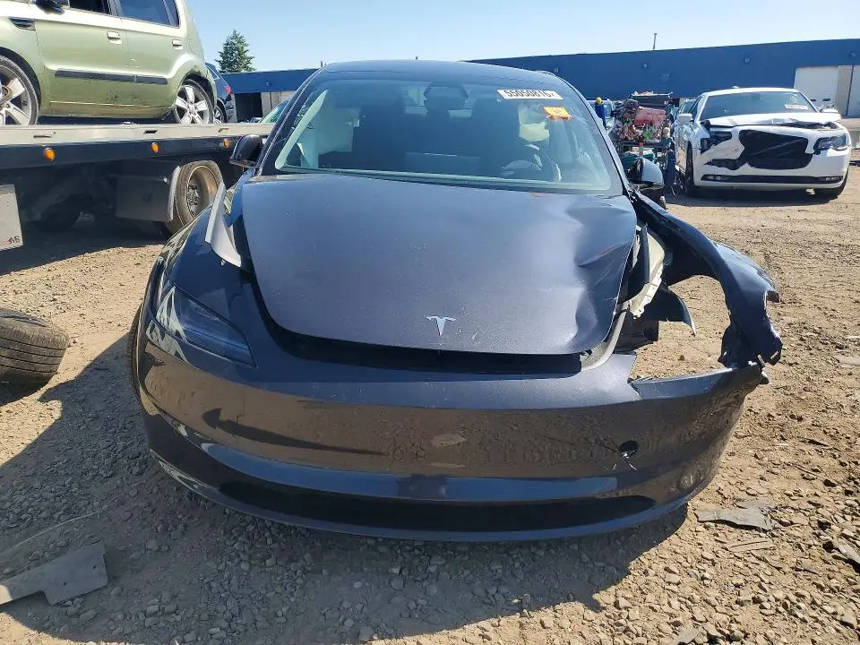 2025 TESLA MODEL 3   