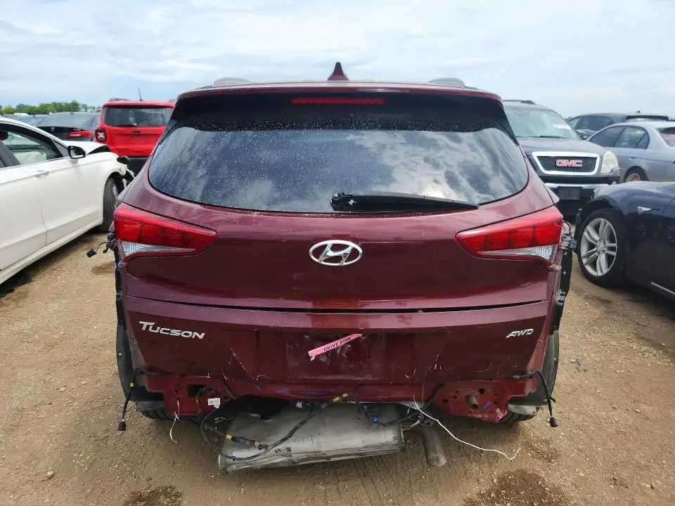 2017 HYUNDAI TUCSON SE PLUS  