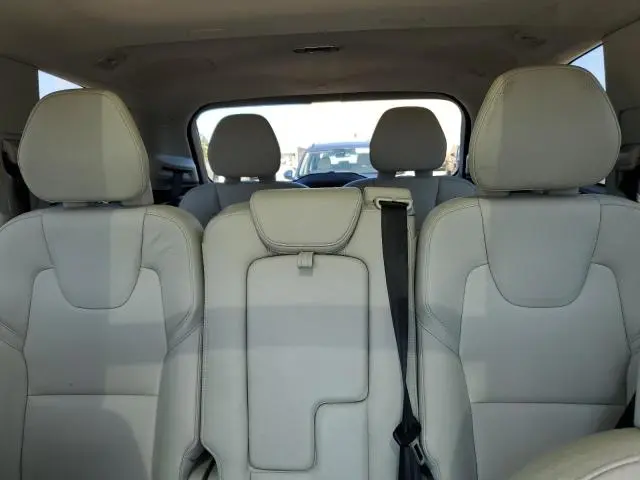 2016 VOLVO XC90 T6