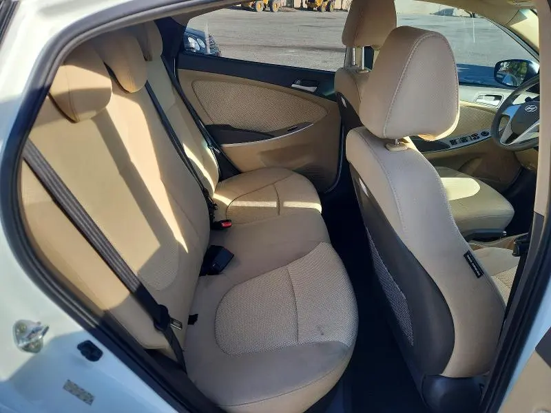 2014 HYUNDAI ACCENT GLS  