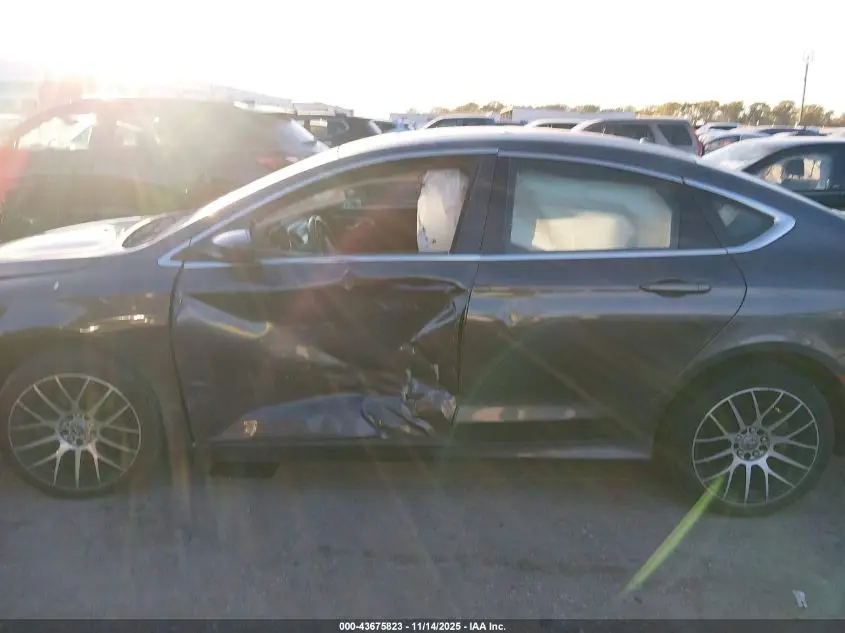 2015 CHRYSLER 200 LIMITED