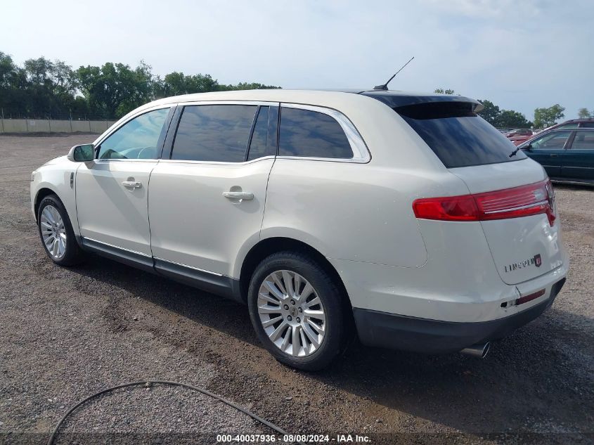 2012 LINCOLN MKT  