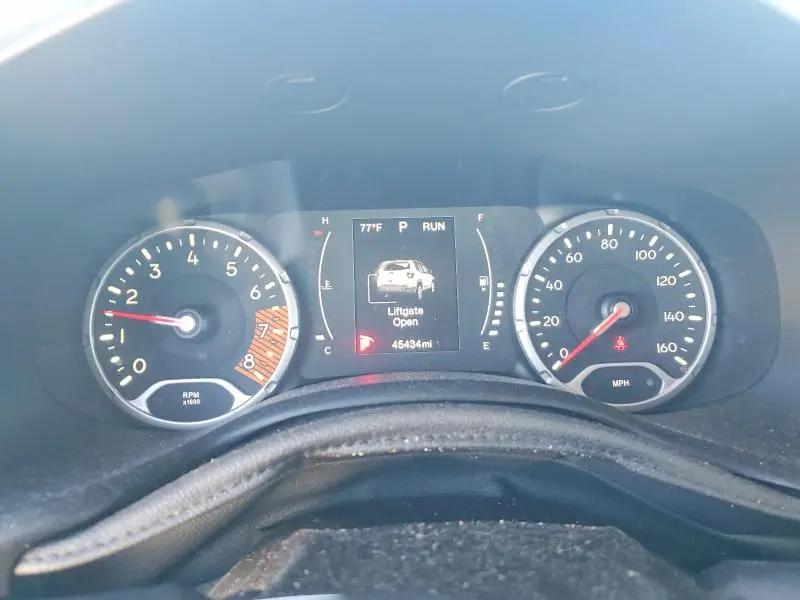 2020 JEEP RENEGADE LATITUDE  