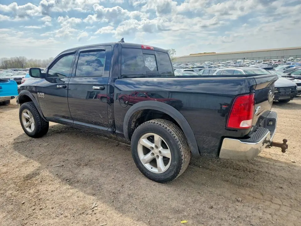 2015 RAM 1500 SLT  