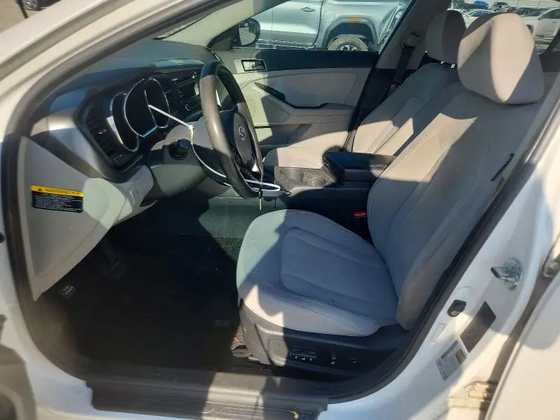 2011 KIA OPTIMA LX  