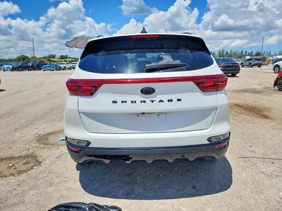 2022 KIA SPORTAGE S  