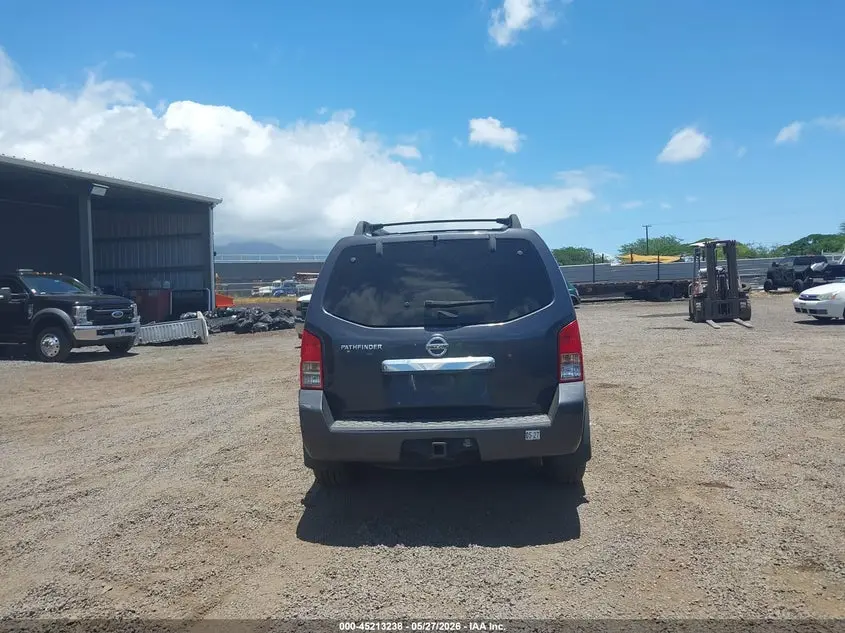 2012 NISSAN PATHFINDER SV