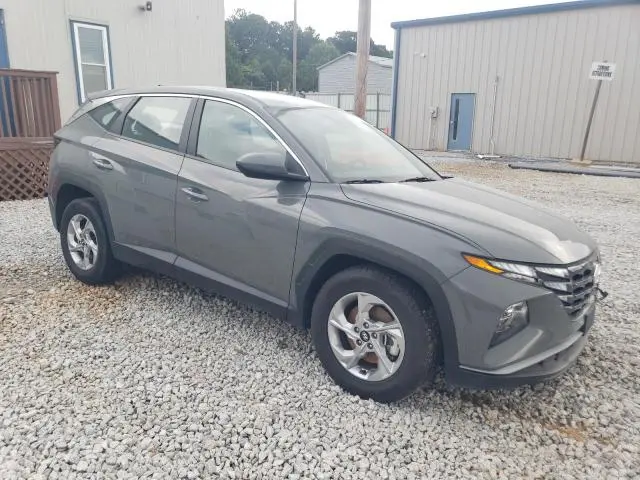 2024 HYUNDAI TUCSON SE  