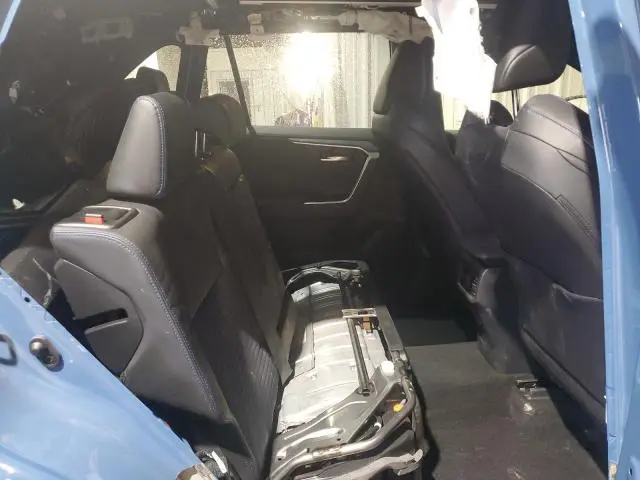 2024 TOYOTA RAV4 XSE  