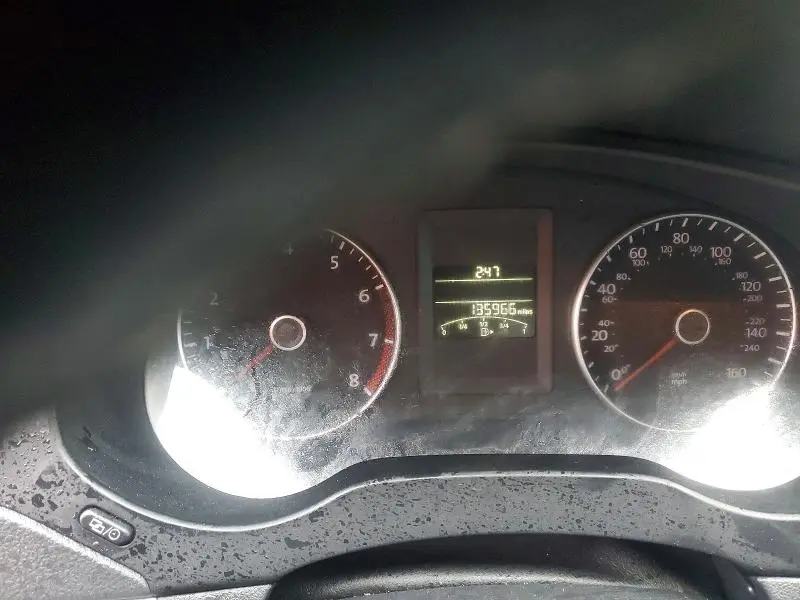 2014 VOLKSWAGEN JETTA SE  