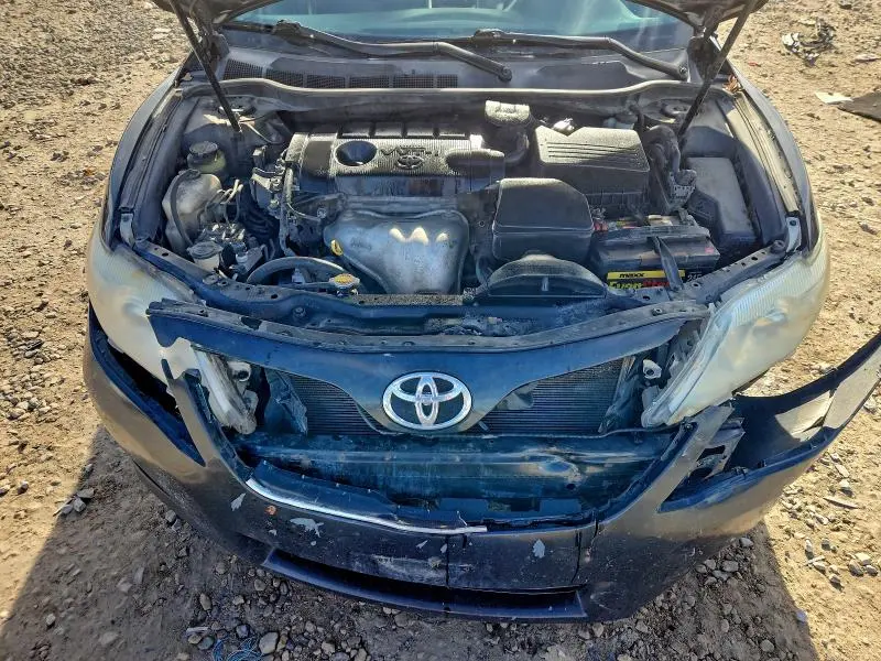 2011 TOYOTA CAMRY BASE  