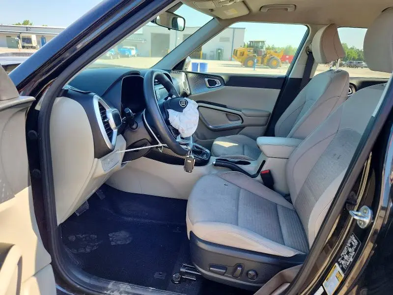 2021 KIA SOUL S  