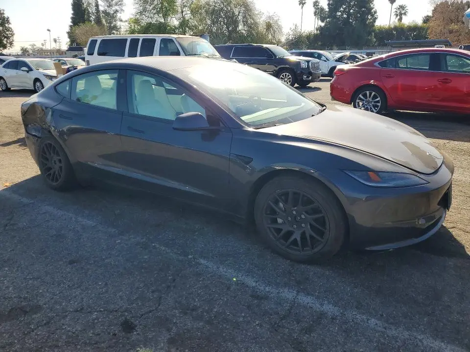 2024 TESLA MODEL 3   