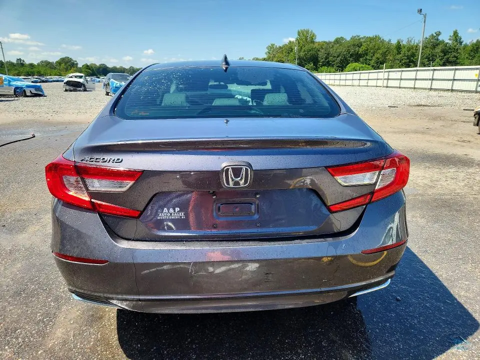2020 HONDA ACCORD LX  