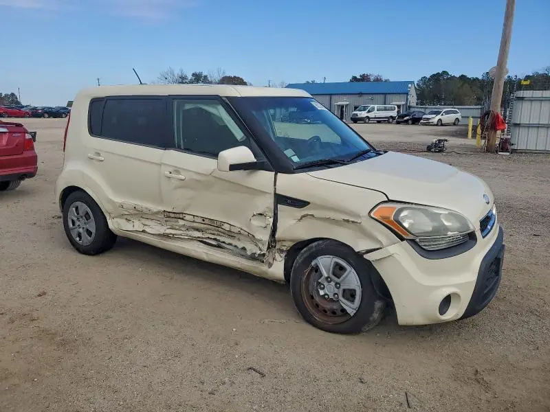 2013 KIA SOUL   