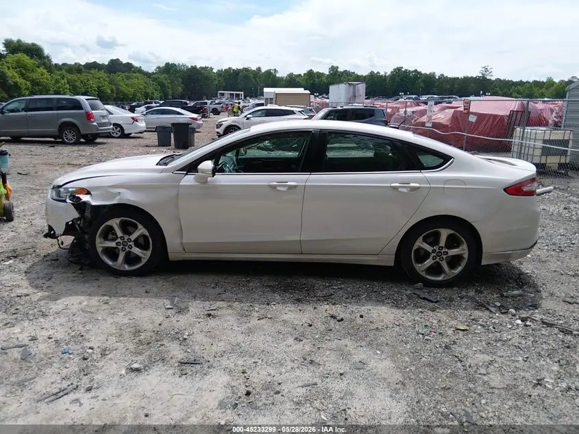 2013 FORD FUSION SE