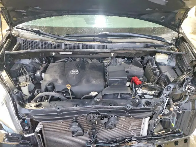 2017 TOYOTA SIENNA LE 8-PASSENGER  