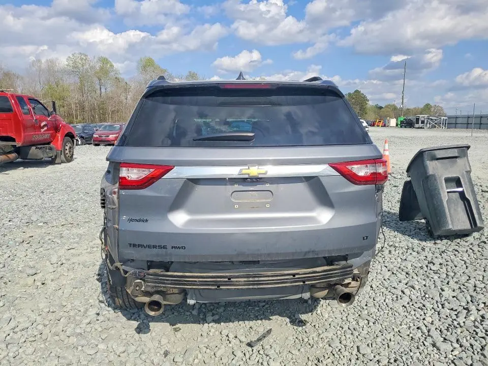 2021 CHEVROLET TRAVERSE LT  