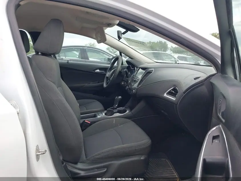 2017 CHEVROLET CRUZE LT AUTO