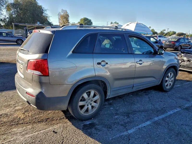 2012 KIA SORENTO BASE  