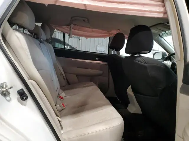 2013 SUBARU OUTBACK 2.5I  