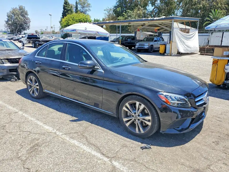 2020 MERCEDES-BENZ C 300  
