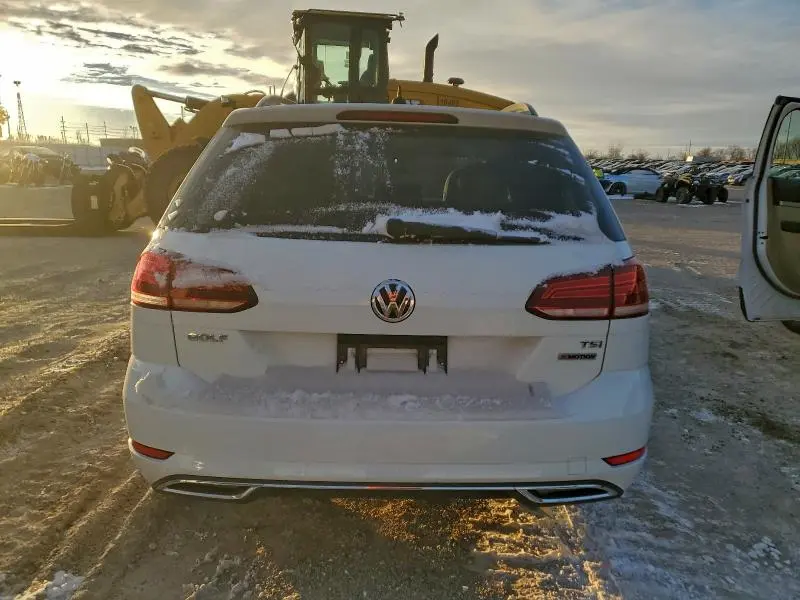 2018 VOLKSWAGEN GOLF SPORTWAGEN S  