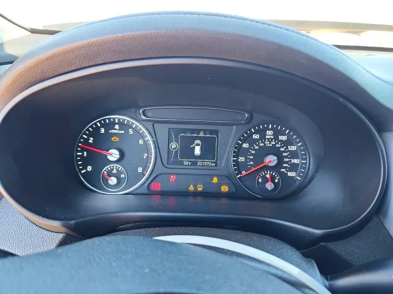 2016 KIA SORENTO LX  