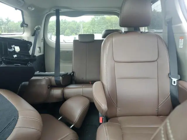 2017 TOYOTA SIENNA XLE  