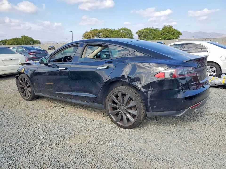 2013 TESLA MODEL S   