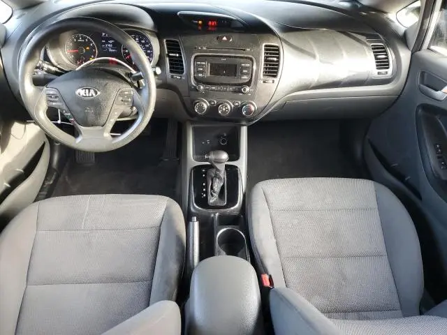 2017 KIA FORTE LX  