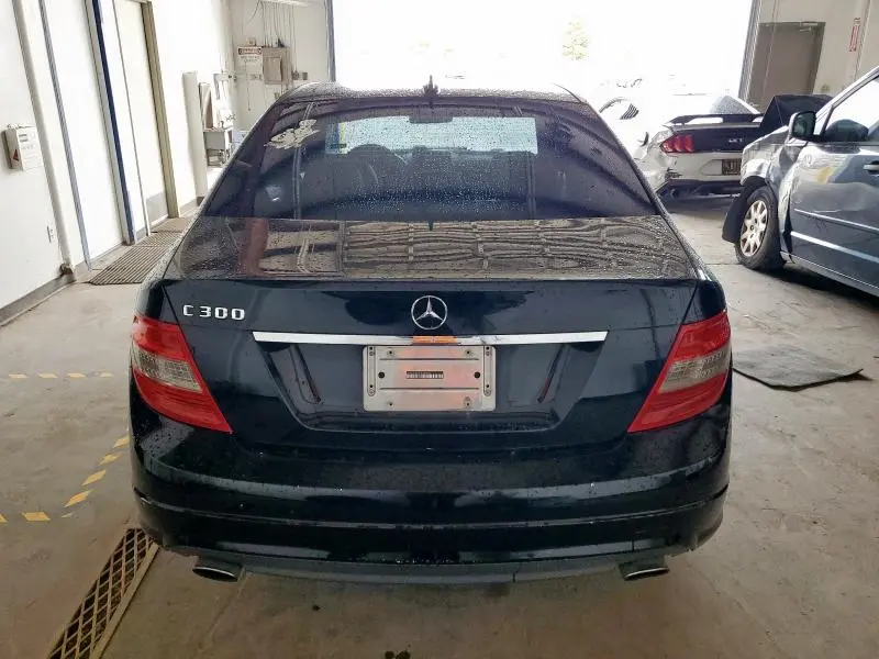 2010 MERCEDES-BENZ C 300