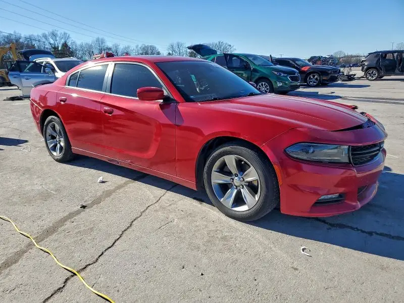 2016 DODGE CHARGER SXT  