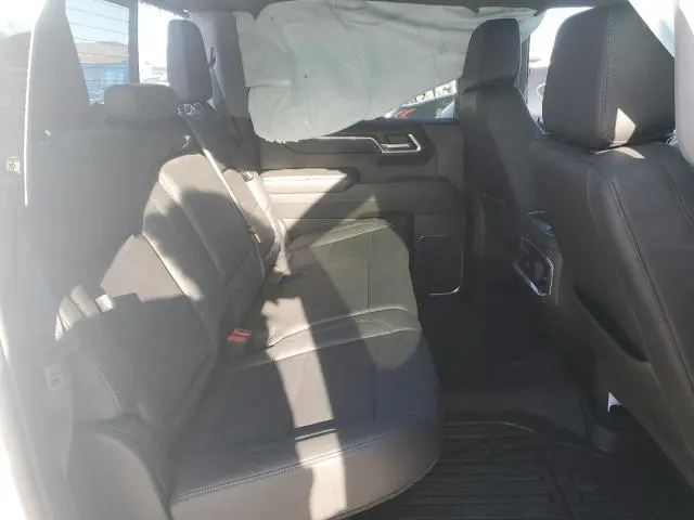 2024 GMC SIERRA K1500 SLT  