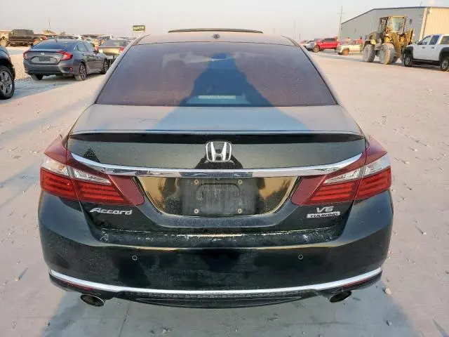 2017 HONDA ACCORD TOURING  