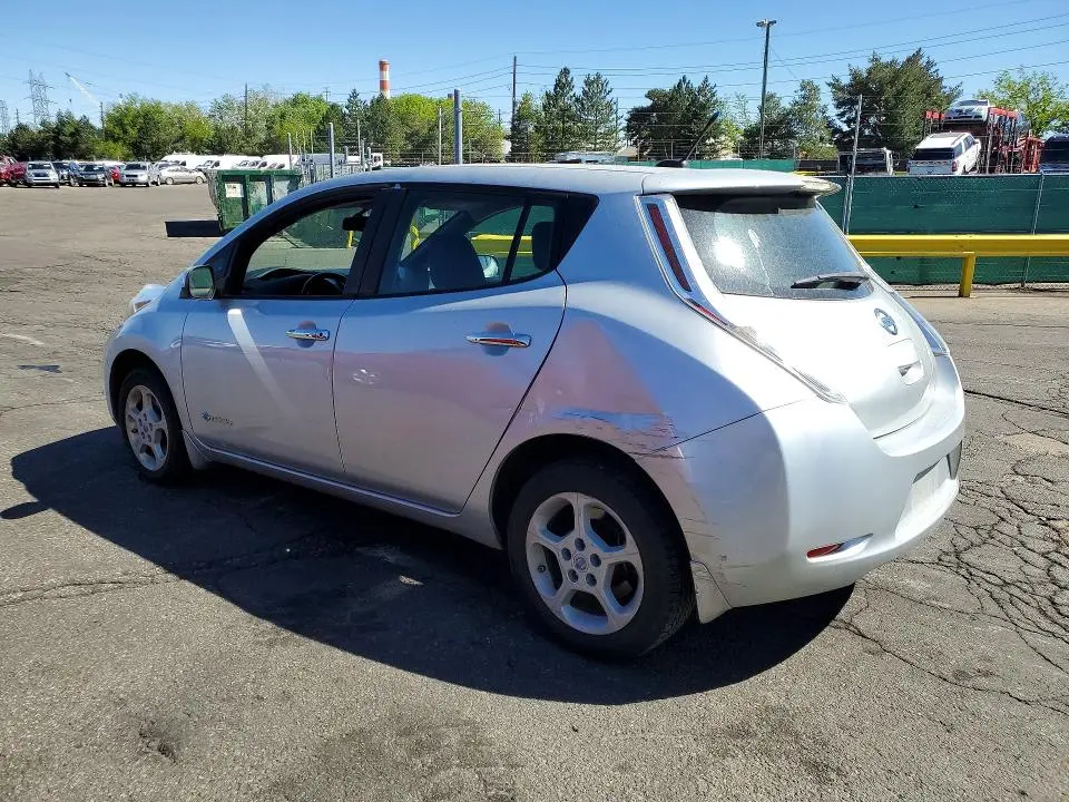 2013 NISSAN LEAF S  