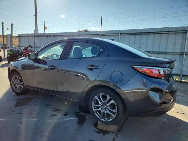 2019 TOYOTA YARIS L  