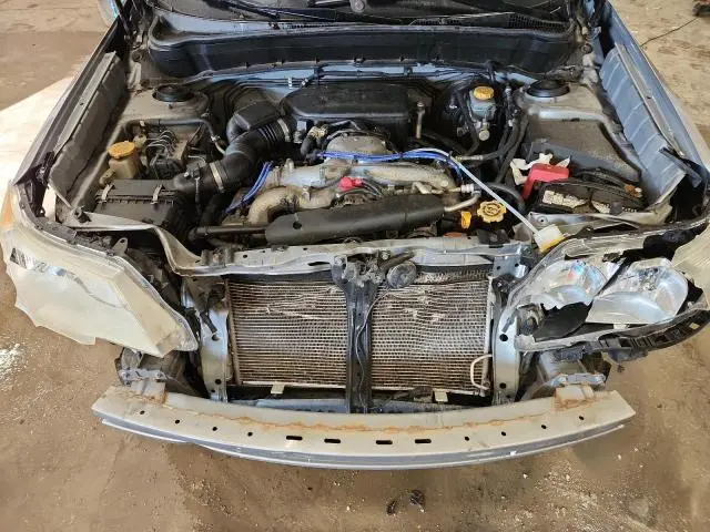 2010 SUBARU FORESTER XS  