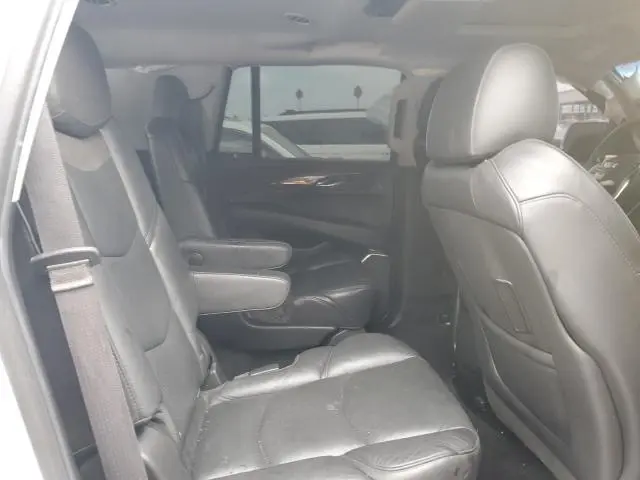 2018 CADILLAC ESCALADE LUXURY  