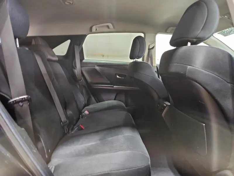 2013 TOYOTA VENZA LE  