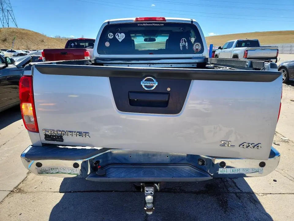 2013 NISSAN FRONTIER S  