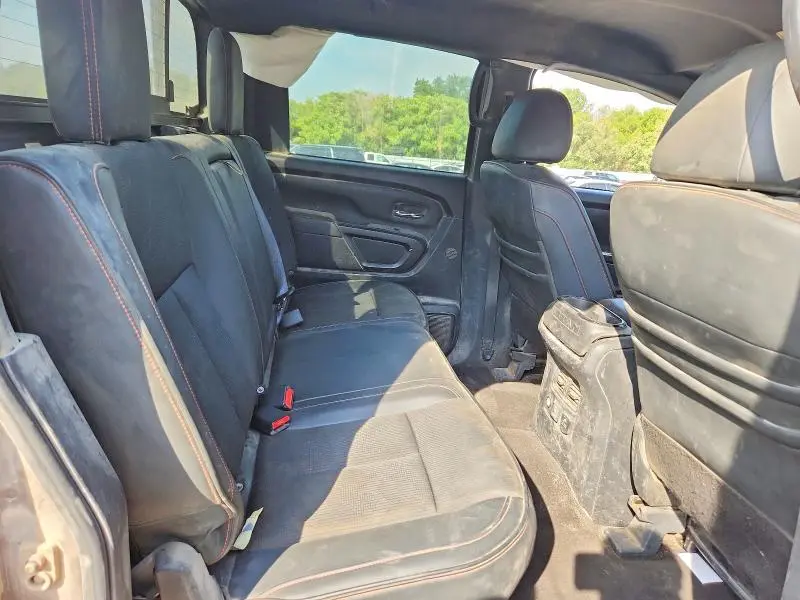 2020 NISSAN TITAN PRO-4X  