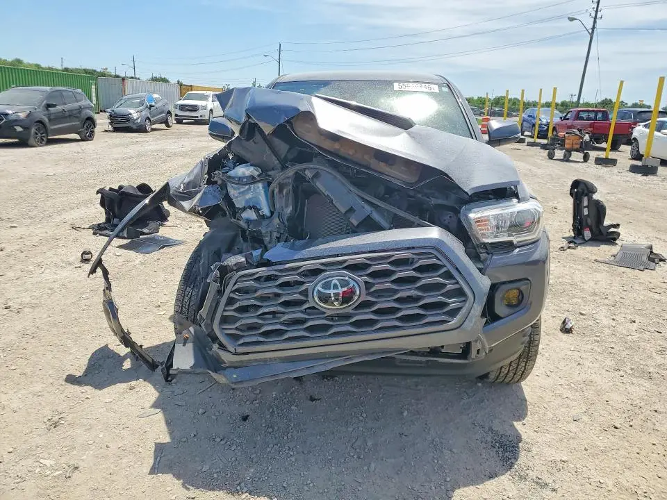 2021 TOYOTA TACOMA TRD SPORT  