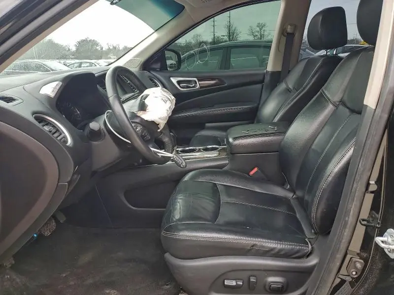 2016 NISSAN PATHFINDER S  