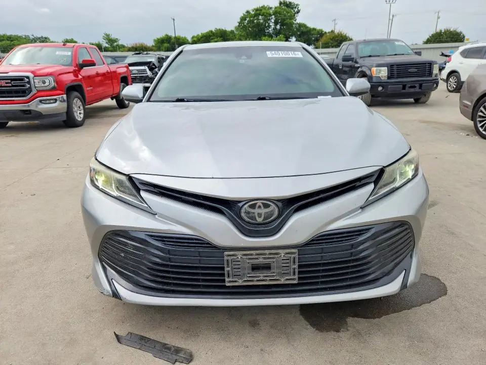 2018 TOYOTA CAMRY LE  