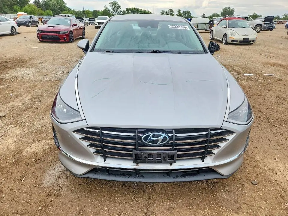 2020 HYUNDAI SONATA SE  
