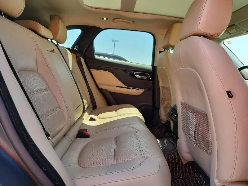 2018 JAGUAR F-PACE PRESTIGE  