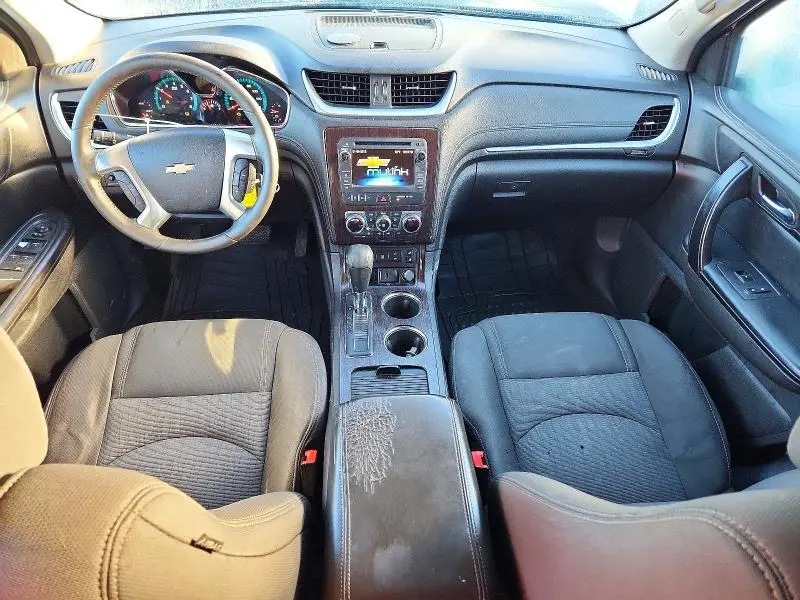 2015 CHEVROLET TRAVERSE LT  